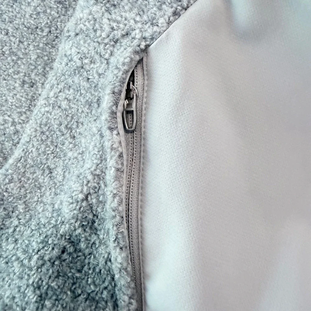 Lululemon‎ Men's Tundra Trek Vest Heathered Silver Spoon Size XS